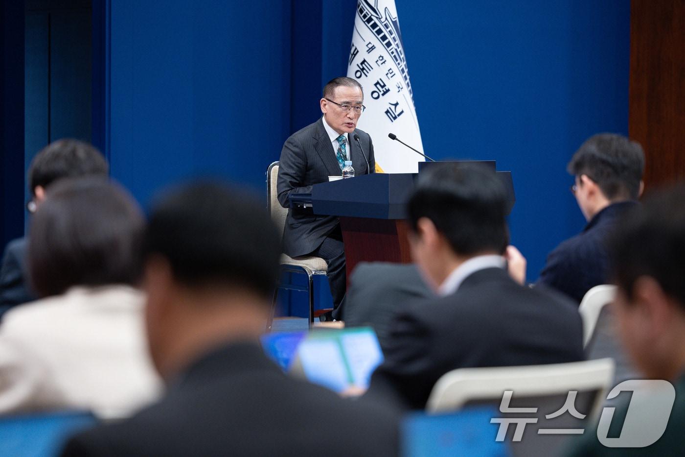 위성락 국가안보실장이 24일 청와대 춘추관에서 미국·캐나다·일본 방문 관련 브리핑을 하고 있다. ⓒ News1 이재명 기자