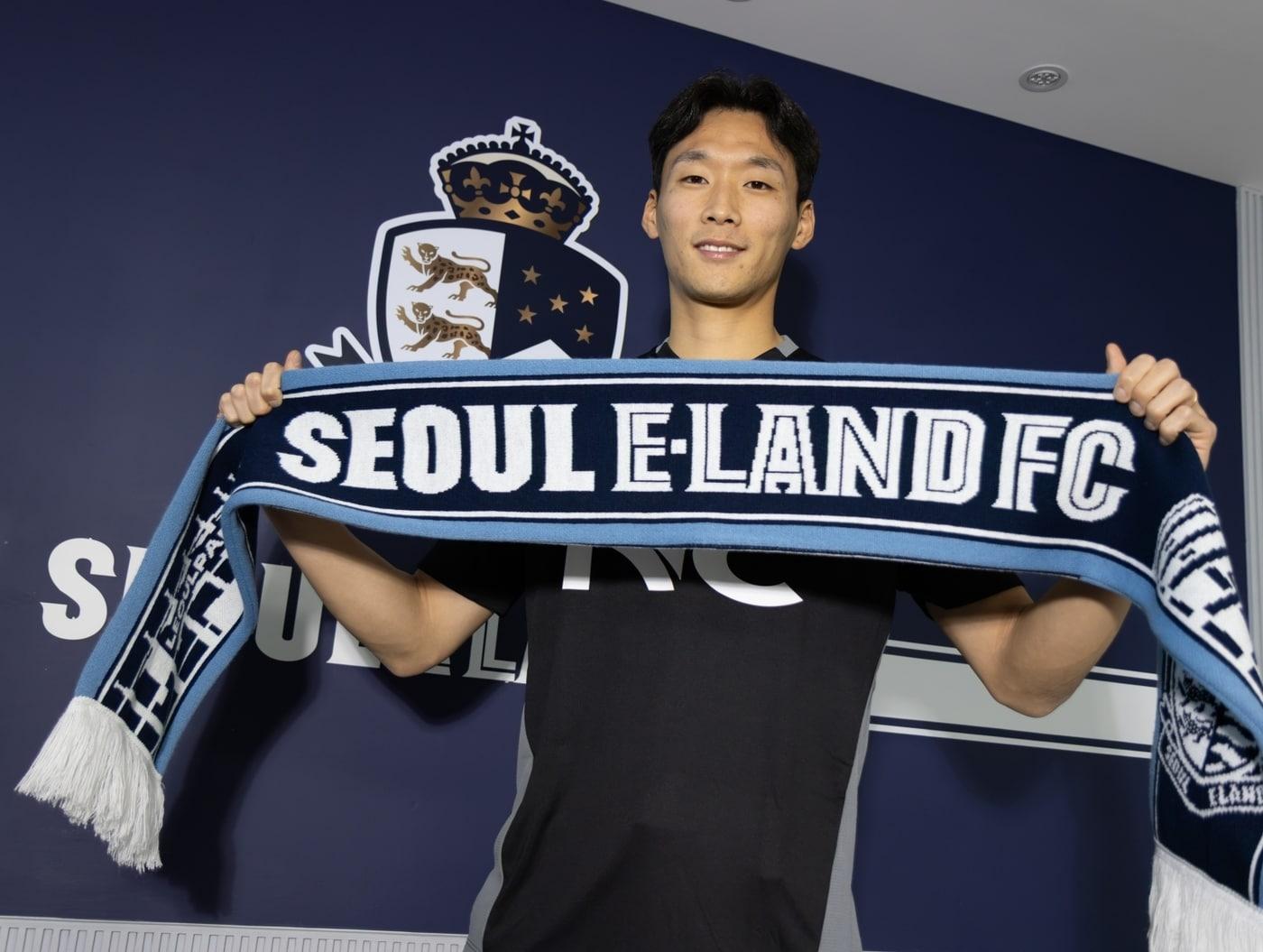 본문 이미지 - 서울 이랜드가 인천유나이티드의 주전 수문장 민성준을 영입했다. (서울 이랜드 제공)