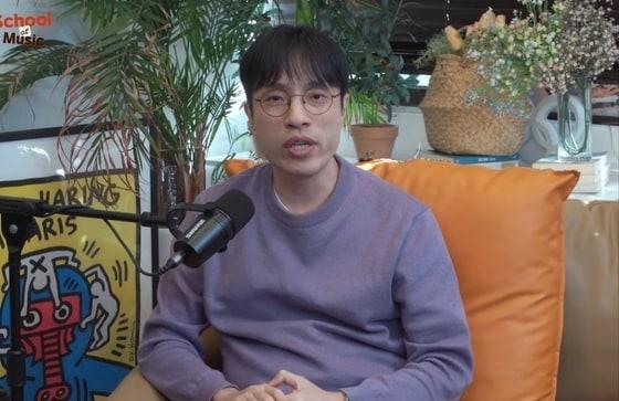 본문 이미지 - 故 김영대 평론가 / 사진 출처=유튜브 채널 '김영대의 스쿨 오브 뮤직' 캡처
