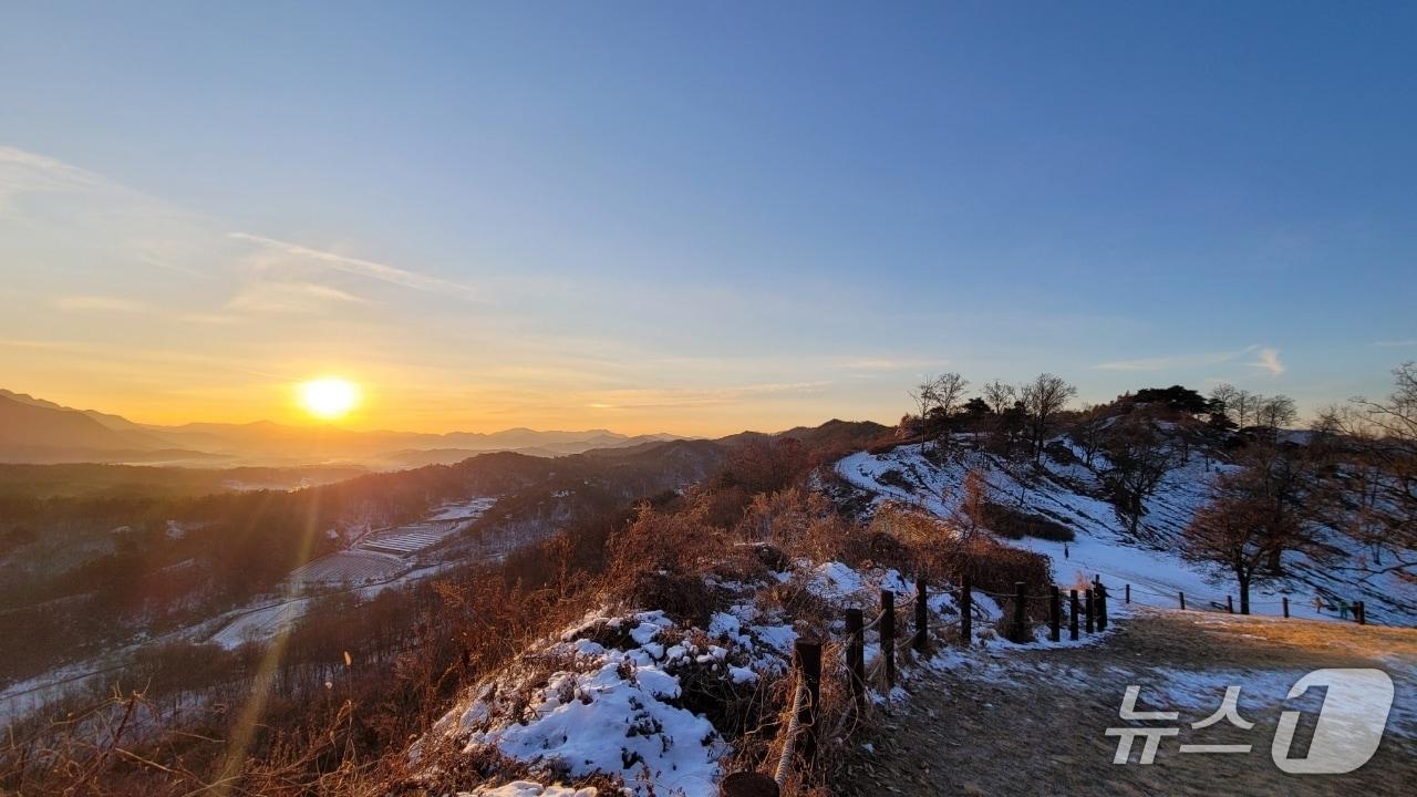본문 이미지 - 보은군 삼년산성 해돋이 /뉴스1 