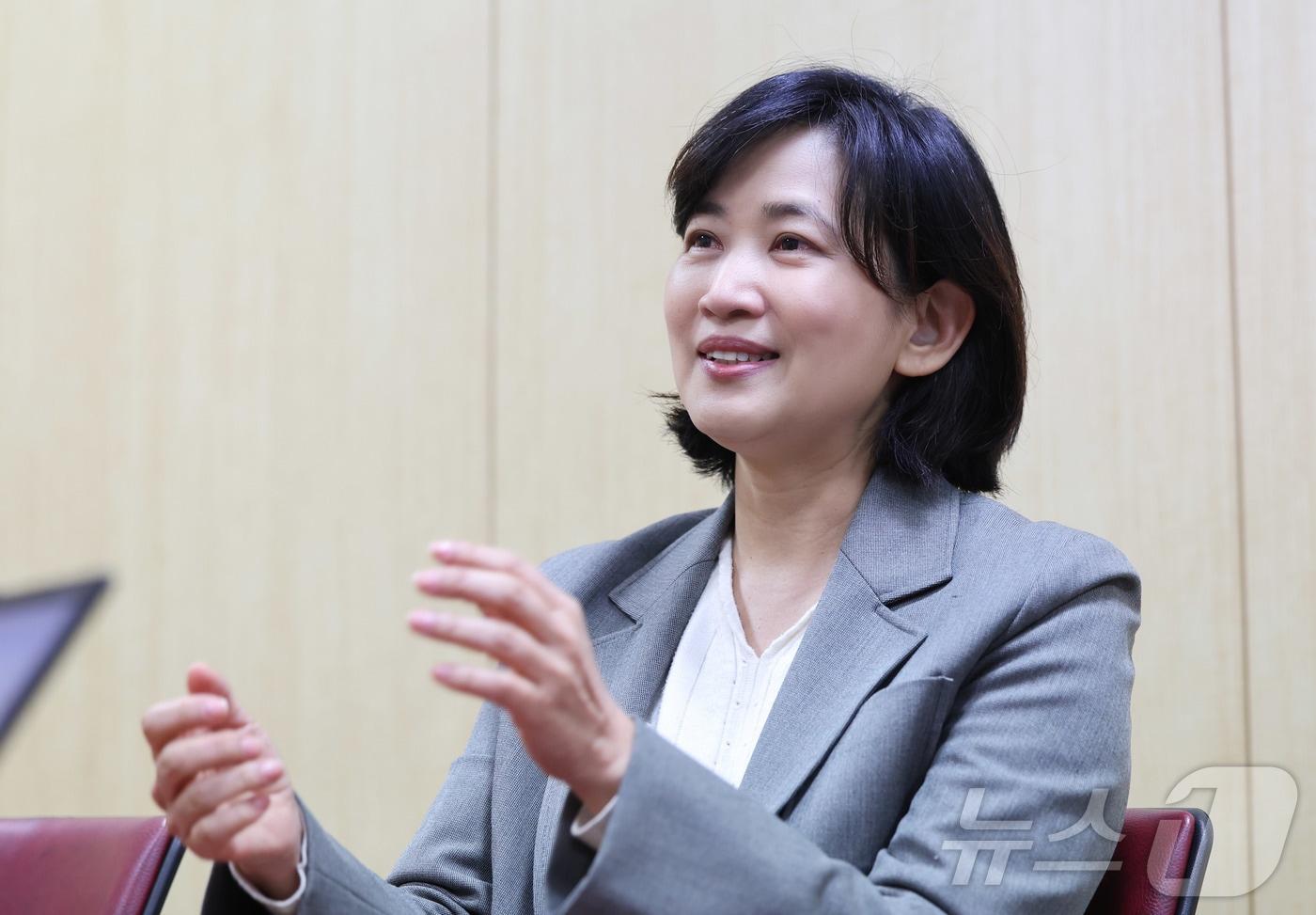 장숙랑 중앙대학교 적십자간호대학장이 26일 서울 동작구 중앙대 간호대학에서 뉴스1과 인터뷰를 하고 있다. 2025.12.26/뉴스1 ⓒ News1 박지혜 기자