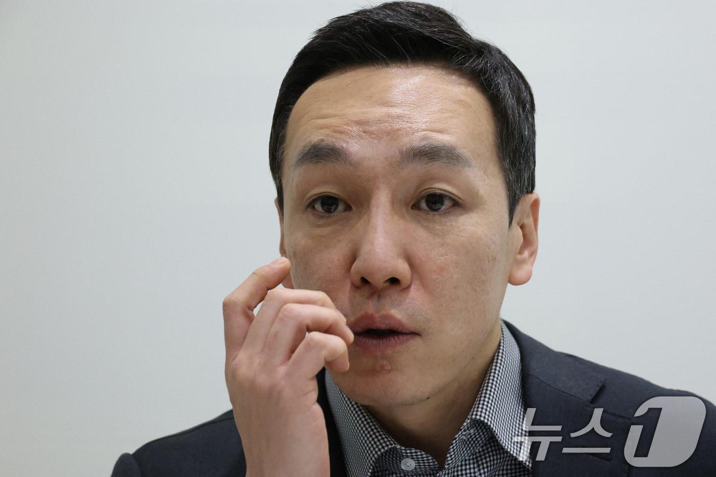 지난 26일 뉴스1과 인터뷰 하고 있는 김민수 국민의힘 최고위원.  2025.12.26/뉴스1 ⓒ News1 신웅수 기자