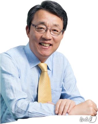 본문 이미지 - 임재명 대통령이 28일 국민경제자문회의 부의장에 김성식 전 의원을 임명했다. (대통령실 제공. 재판매 및 DB 금지) 2025.12.28/뉴스1 ⓒ News1 허경 기자