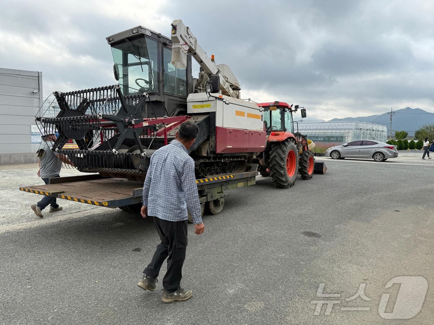 본문 이미지 - 강진군 농기계 임대사업소./뉴스1