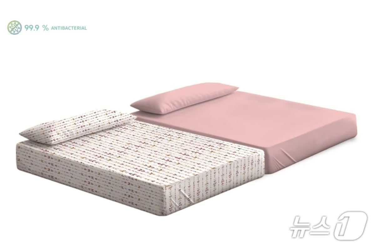 본문 이미지 - 한국섬유개발연구원과 ㈜오플레닛이 협력해 개발한 친환경 헬스케어 매트 원단 제품.(섬유개발연구원, 재판매 및 DB 금지)