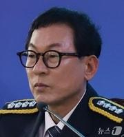 본문 이미지 - 강오생 서장.