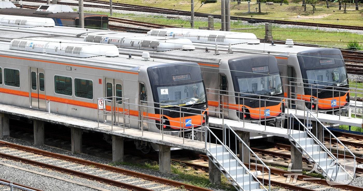 부산도시철도 1호선 전동차 모습 (부산교통공사 제공. 재판매 및 DB금지)