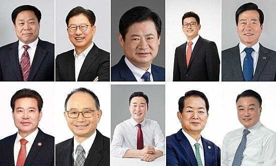본문 이미지 - 위 왼쪽부터 시계방향으로 김동칠, 김진석, 김형근, 박기성, 박성진, 변식룡, 서동욱, 이정훈, 임금택, 임현철. (가나다순)/뉴스1