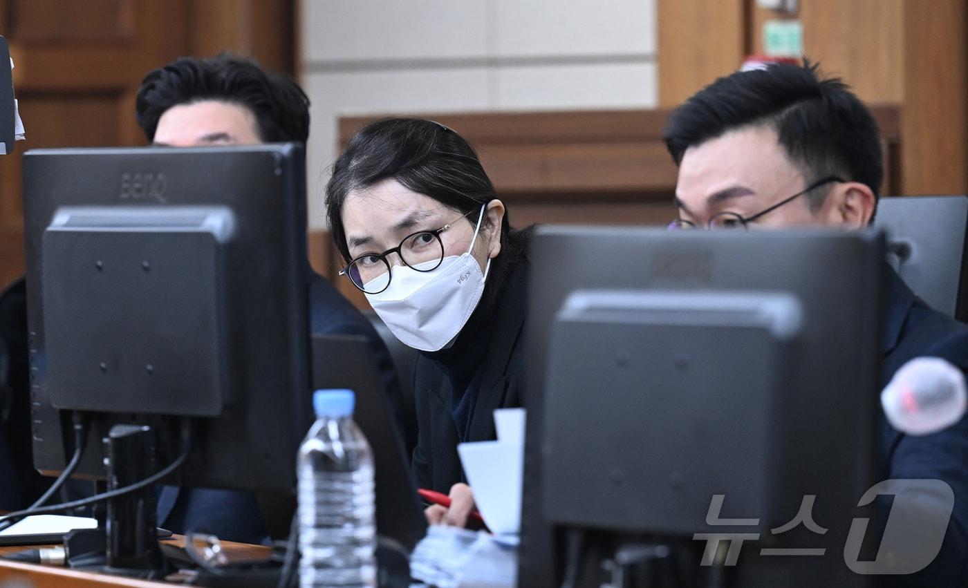 도이치모터스 주가조작과 명태균 공천개입, 통일교 청탁·뇌물 수수 의혹 혐의 등으로 구속기소 된 김건희 씨. 2025.12.3/뉴스1 ⓒ News1 사진공동취재단