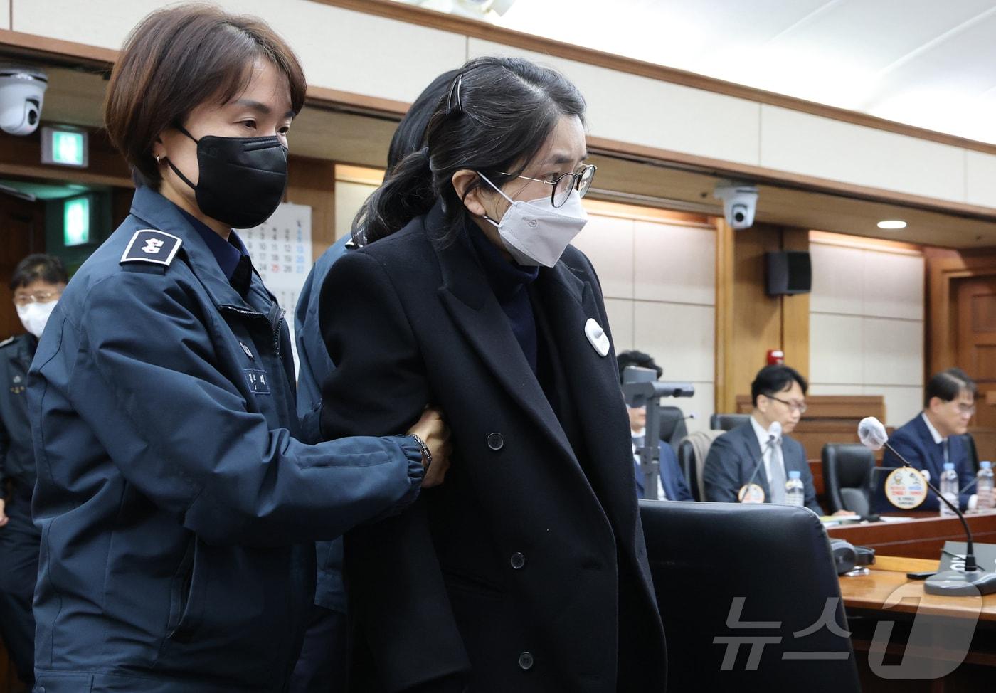 본문 이미지 - 김건희 여사. 2025.12.3 ⓒ 뉴스1 사진공동취재단