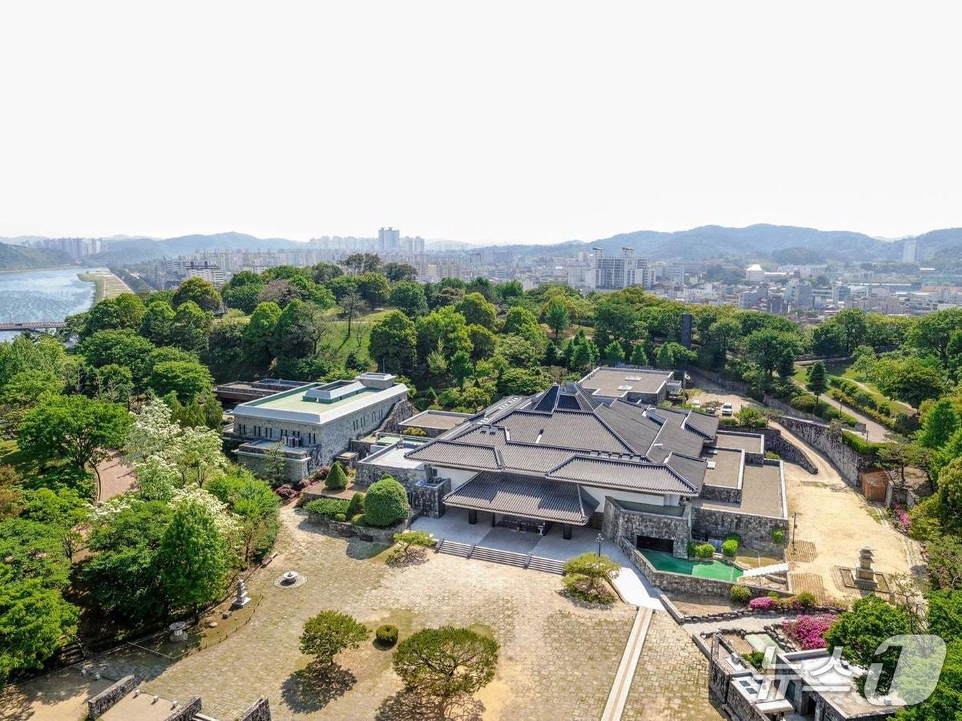 본문 이미지 - 국립 진주박물관 전경&#40;진주시 제공. 재판매 및 DB금지&#41;.