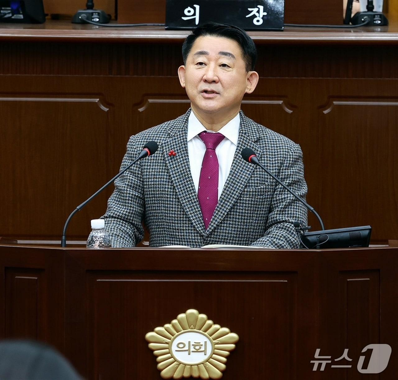 본문 이미지 - 서철모 서구청장이 시정연설을 하고 있다.&#40;서구 제공. 재판매 및 DB금지&#41;/뉴스1