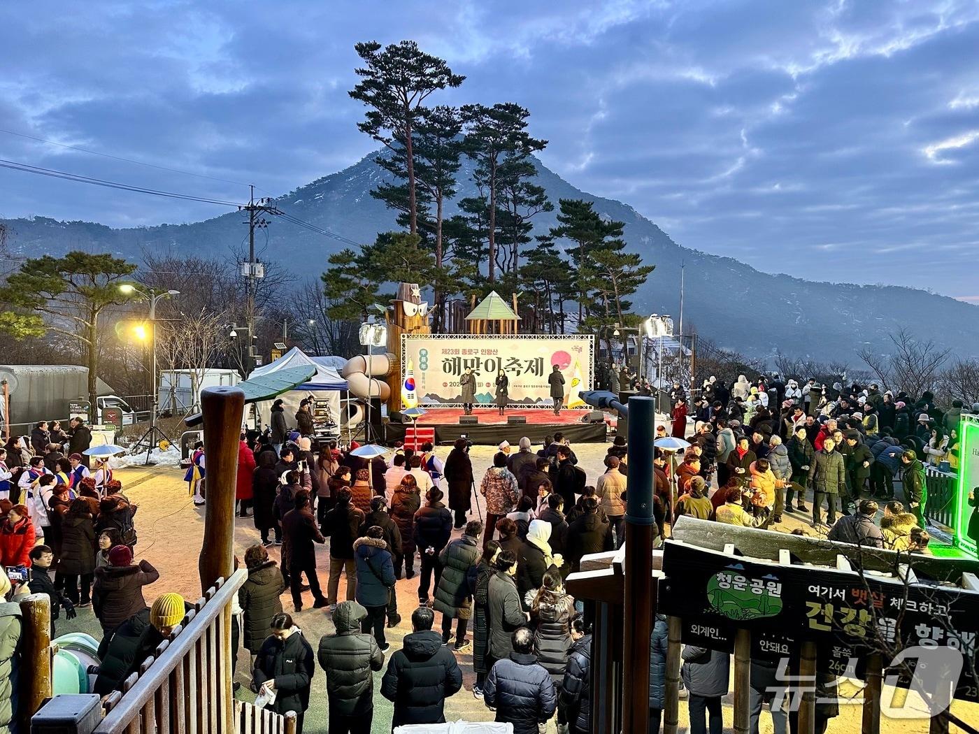 본문 이미지 - 종로구 인왕산 청운공원 (서울시 제공)