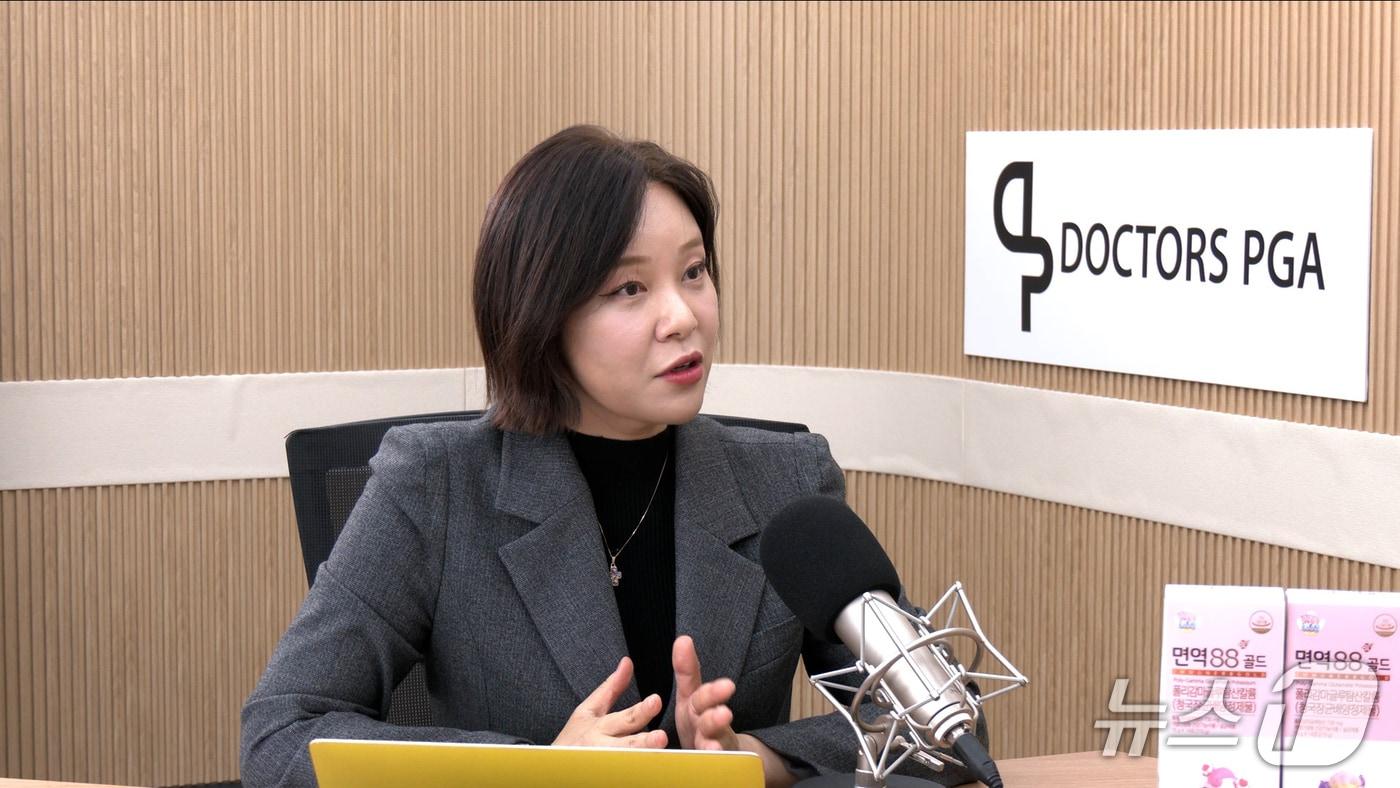 정은혜 전 더불어민주당 의원이 30일 뉴스1TV '팩트앤뷰'에 출연해 질문에 답하고 있다.(뉴스1TV '팩트앤뷰' 캡처)