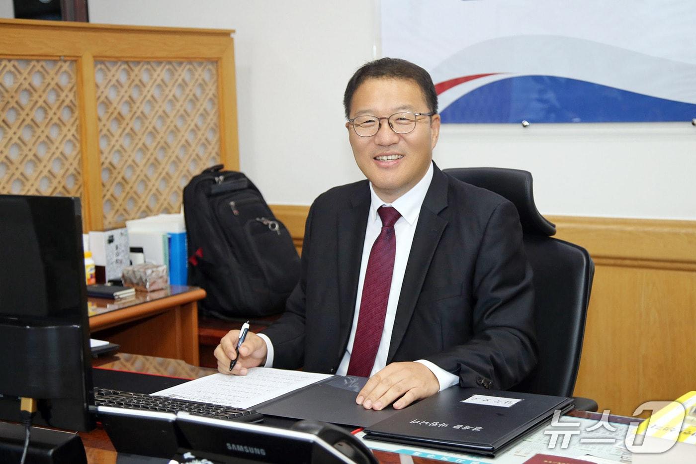 장금용 경남 창원시장 권한대행(재판매 및 DB금지)