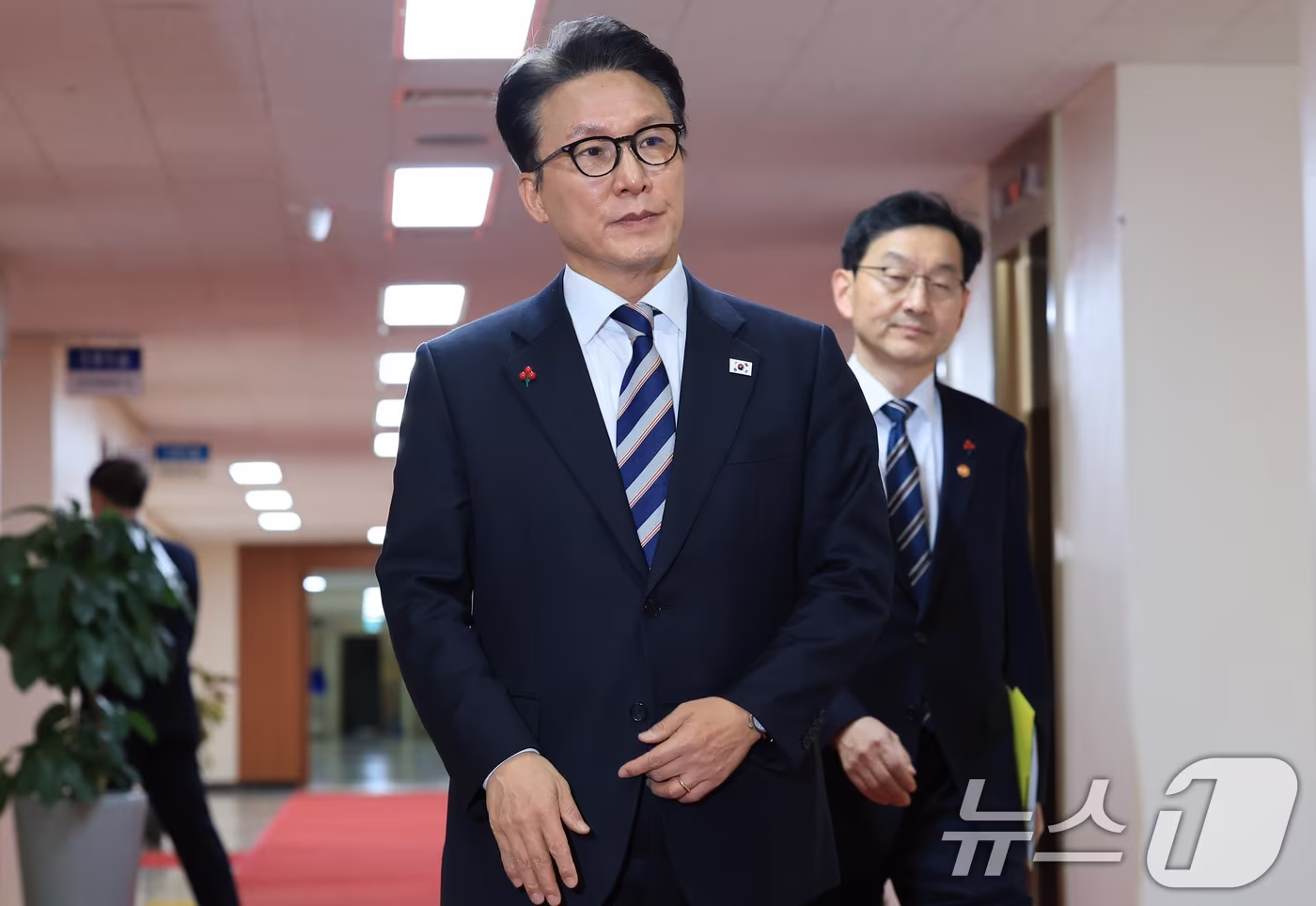 김민석 국무총리가 31일 서울 종로구 정부서울청사에서 열린 임시 국무회의에 참석하고 있다. 2025.12.31/뉴스1 ⓒ News1 임세영 기자