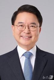 본문 이미지 - 육동한 춘천시장.(뉴스1 DB)