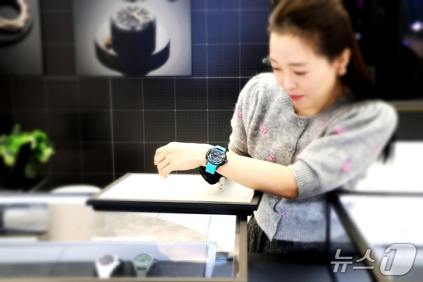 IWC 샤프하우젠은 오는 14일까지 대구신세계백화점에서 &#39;인제니어 스튜디오&#39; 팝업을 운영한다.&#40;대구신세계백화점 제공, 재판매 및 DB 금지&#41;