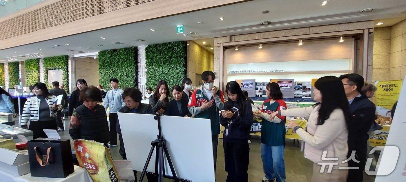 전북 임실군이 &#39;찾아가는 고향사랑기부제&#39;를 지속해서 운영하며 참여 확대에 속도를 내고 있다.&#40;임실군제공 재판매 및 DB금지&#41;2025.12.4/뉴스1