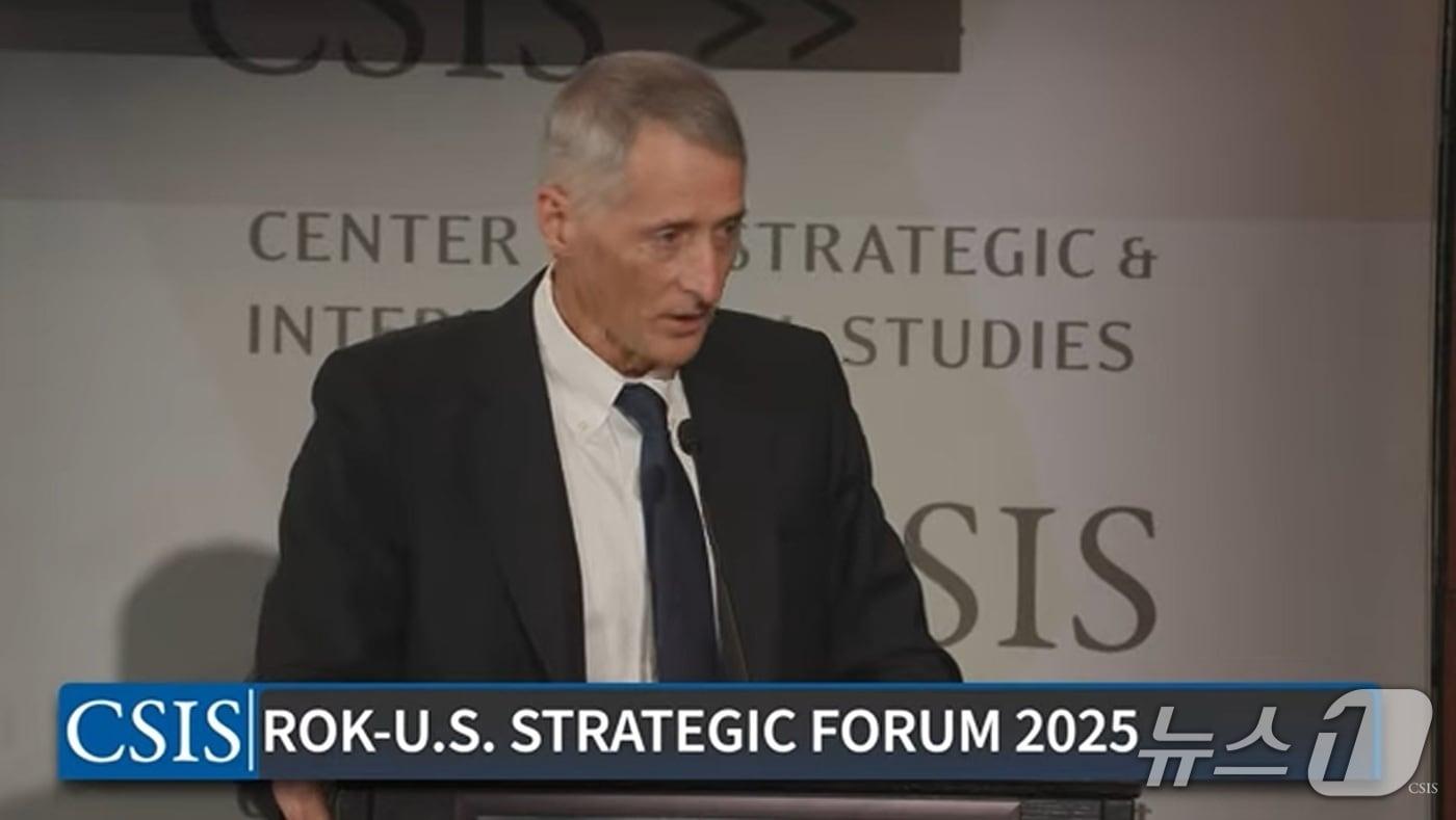 조너선 프리츠 미 국무부 동아시아태평양 담당 선임 부차관보가 3일&#40;현지시간&#41; 워싱턴DC에서 열린 전략국제문제연구소&#40;CSIS&#41;·한국국제교류재단&#40;KF&#41; 주최 한미전략포럼에서 발언하고 있다. &#40;CSIS 유튜브&#41;