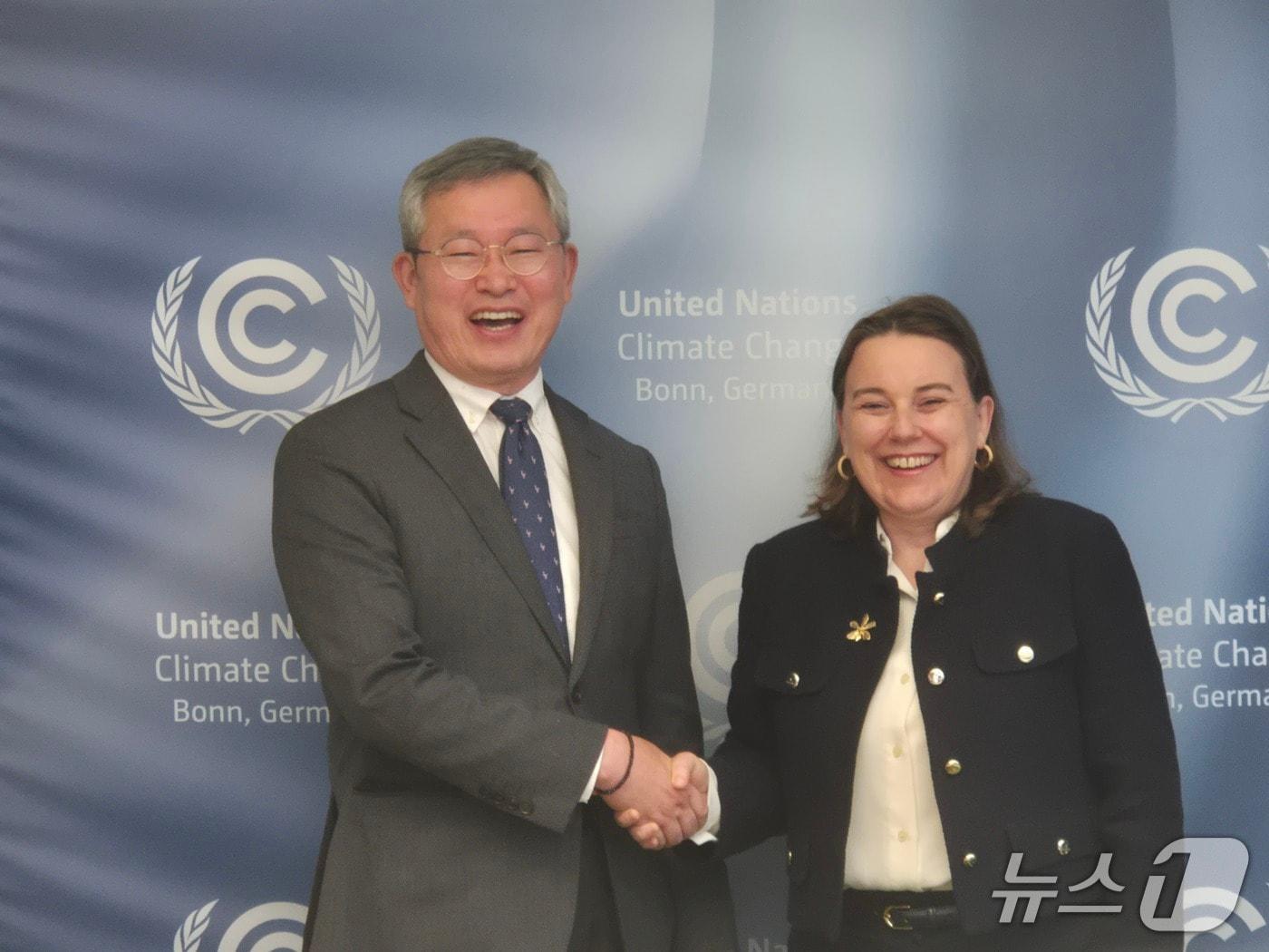 본문 이미지 - 유엔기후변화협약 사무국 방문.&#40;전남도 제공. 재판매 및 DB금지&#41; 2025.12.4/뉴스1