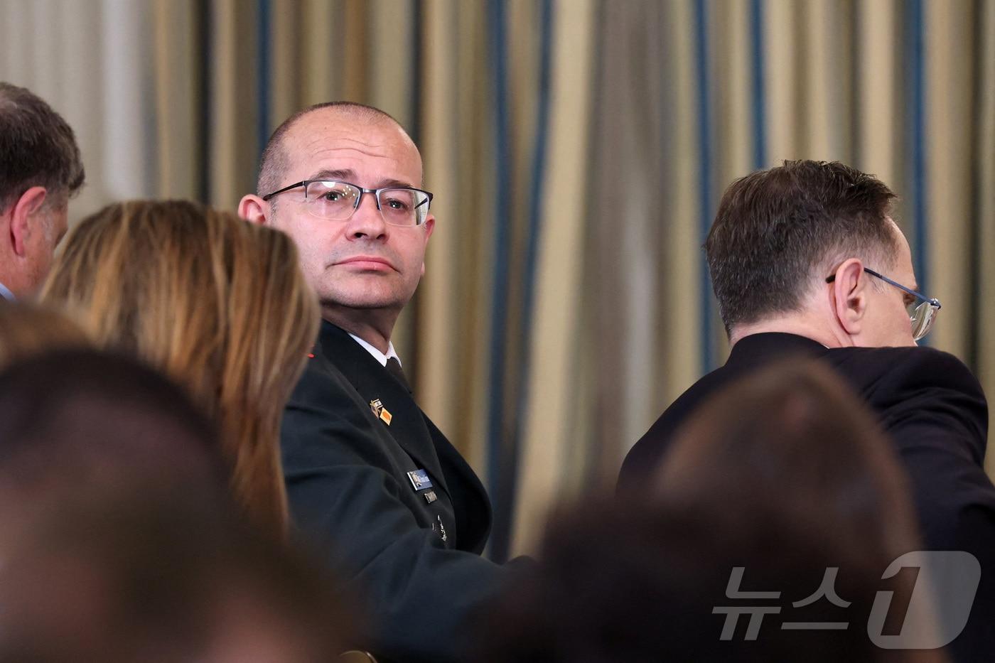 지난 9월 29일&#40;현지시간&#41; 백악관에서 열린 도널드 트럼프 미국 대통령과 베냐민 네타냐후 이스라엘 총리의 공동 기자회견에 참석한 로만 고프만 당시 이스라엘 총리실 군사비서관. 2025.09.29 ⓒ 로이터=뉴스1 ⓒ News1 김지완 기자