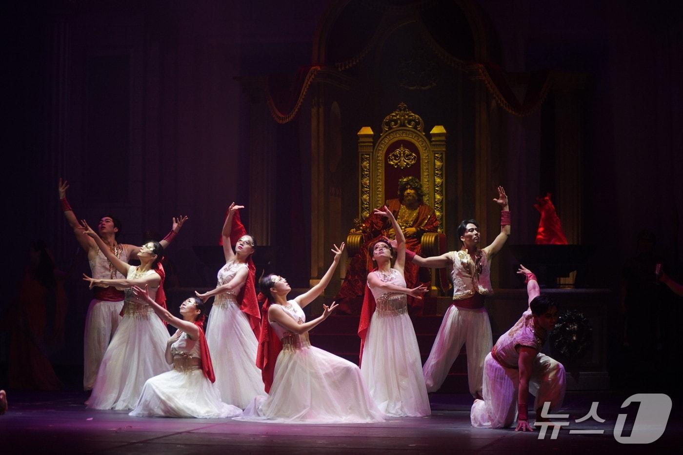 &#39;크리스마스 칸타타&#39; 공연 모습.&#40;그라시아스 합창단 제공. 재판매 및 DB금지&#41;