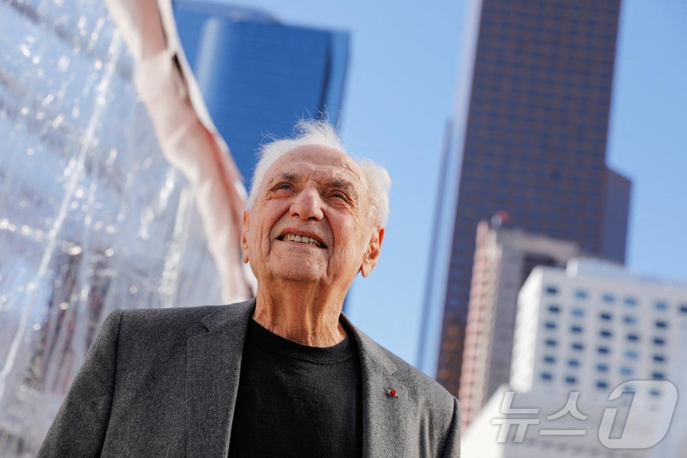 해체주의 건축의 거장인 프랭크 게리가 5일&#40;현지시간&#41; 향년 96세로 별세했다. 2025.12.5./뉴스1 ⓒ 로이터=뉴스1 ⓒ News1 이창규 기자