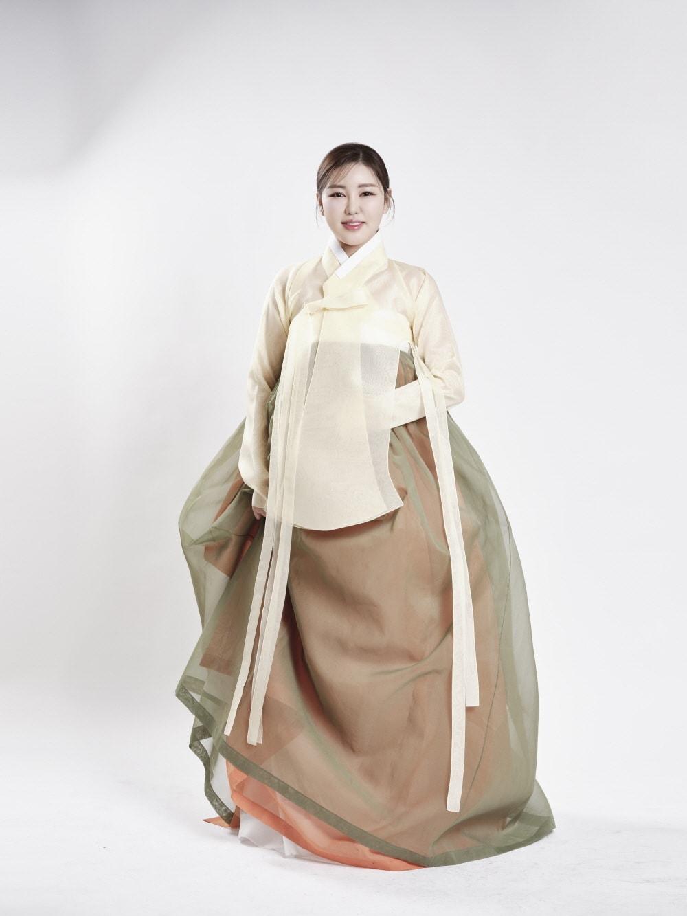 본문 이미지 - 송가인&#40;제이지스타 제공&#41;