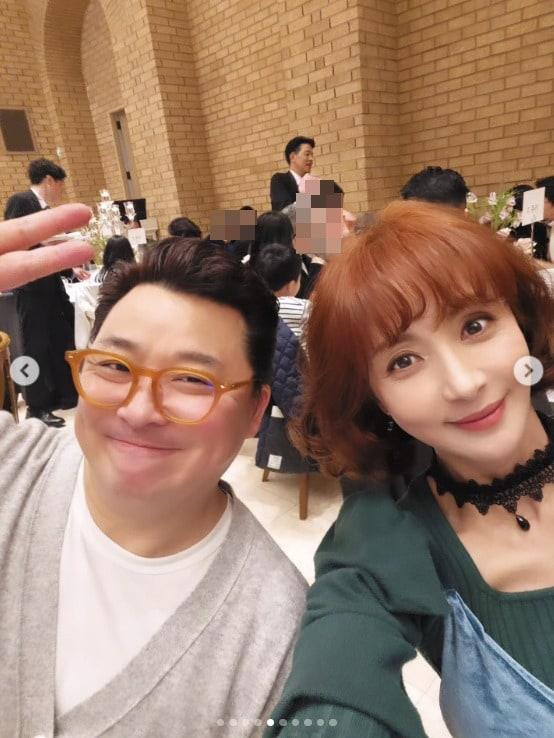 본문 이미지 - 윤정수&#40;왼쪽&#41;, 윤해영 / 윤해영 인스타그램