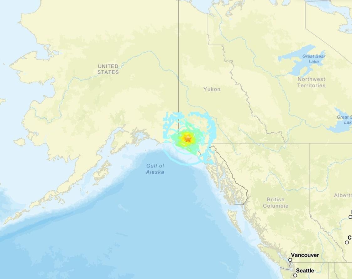 본문 이미지 - 6일&#40;현지시간&#41; 오전 11시 41분쯤 미국 알래스카와 캐나다 국경 지역에서 규모 7.0의 지진이 발생했다. &lt;출처=미국 지질조사국&#40;USGS&#41; 홈페이지 갈무리&gt;