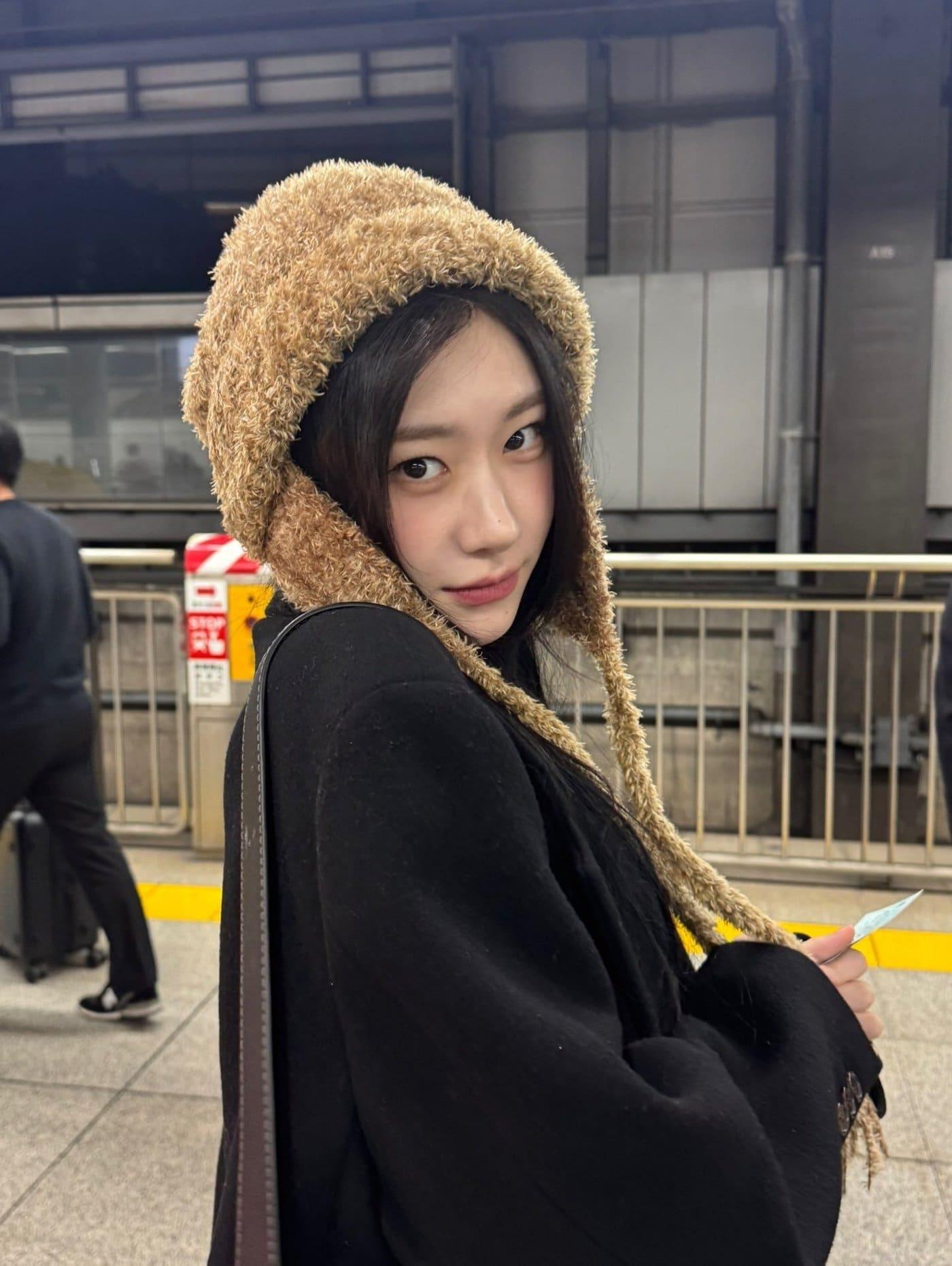 본문 이미지 - 채령 인스타그램