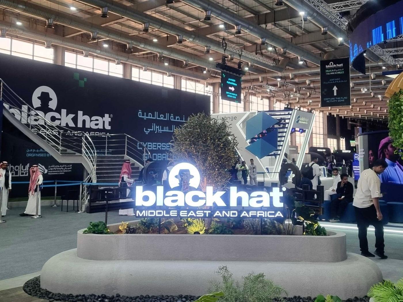 본문 이미지 - 2025년 12월 2일부터 4일까지 사우디아라비아 리야드에서 개최된 &#39;블랙햇 MEA 2025&#39;  현장.&#40;지니언스 제공&#41;