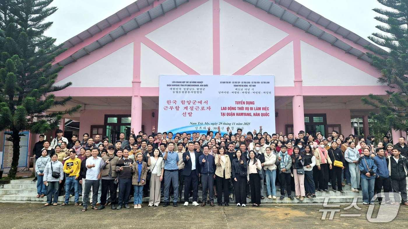 함양군의 계절근로자 선발 베트남 방문 현장&#40;함양군 제공. 재판매 및 DB금지&#41;.