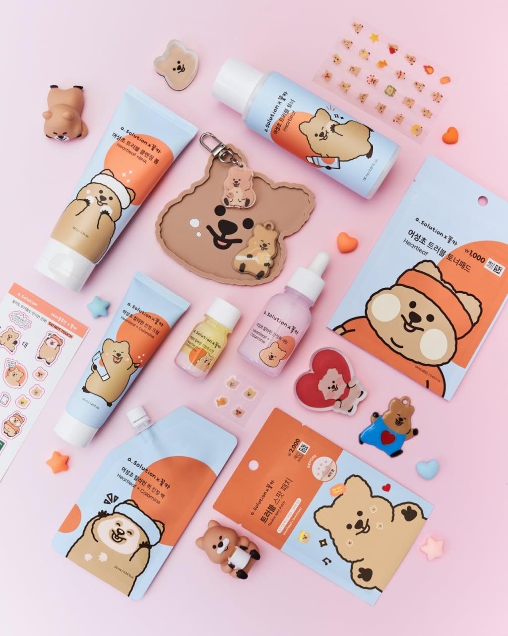 본문 이미지 - 에이솔루션&#40;a solution&#41;은 무해한 힐링 캐릭터 꽃카&#40;Kkotka, Flower Quokka&#41;와 협업해 1020 잘파세대 취향을 반영한 &#39;에이솔루션 X 꽃카 컬래버 에디션&#39;을 출시했다.&#40;에이솔루션제공&#41;
