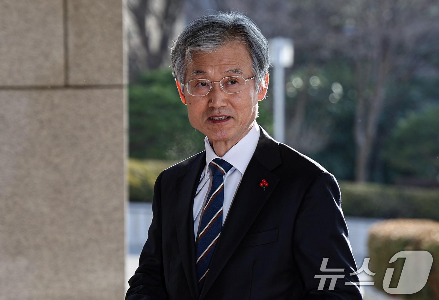조희대 대법원장이 9일 오전 서울 서초구 대법원으로 출근하고 있다. 2025.12.9/뉴스1 ⓒ News1 김도우 기자