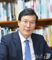 본문 이미지 - 전남대 대학원장인 주정민 미디어커뮤니케이션학과 교수.&#40;전남대 제공. 재배포 및 DB 금지&#41;