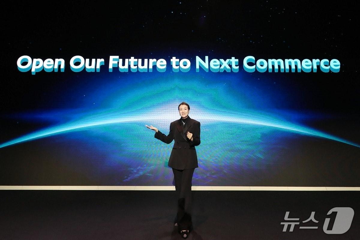 본문 이미지 - 조현민 한진 사장이 9일 언박싱 데이에서 주제 발표를 하고 있다 &#40;한진 제공&#41;