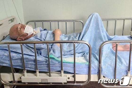 본문 이미지 - 지난 2022년 6월 21일 광주 남구 에스웰 요양병원에서 만난 오동찬씨. 뉴스1DB ⓒ News1 이수민 기자