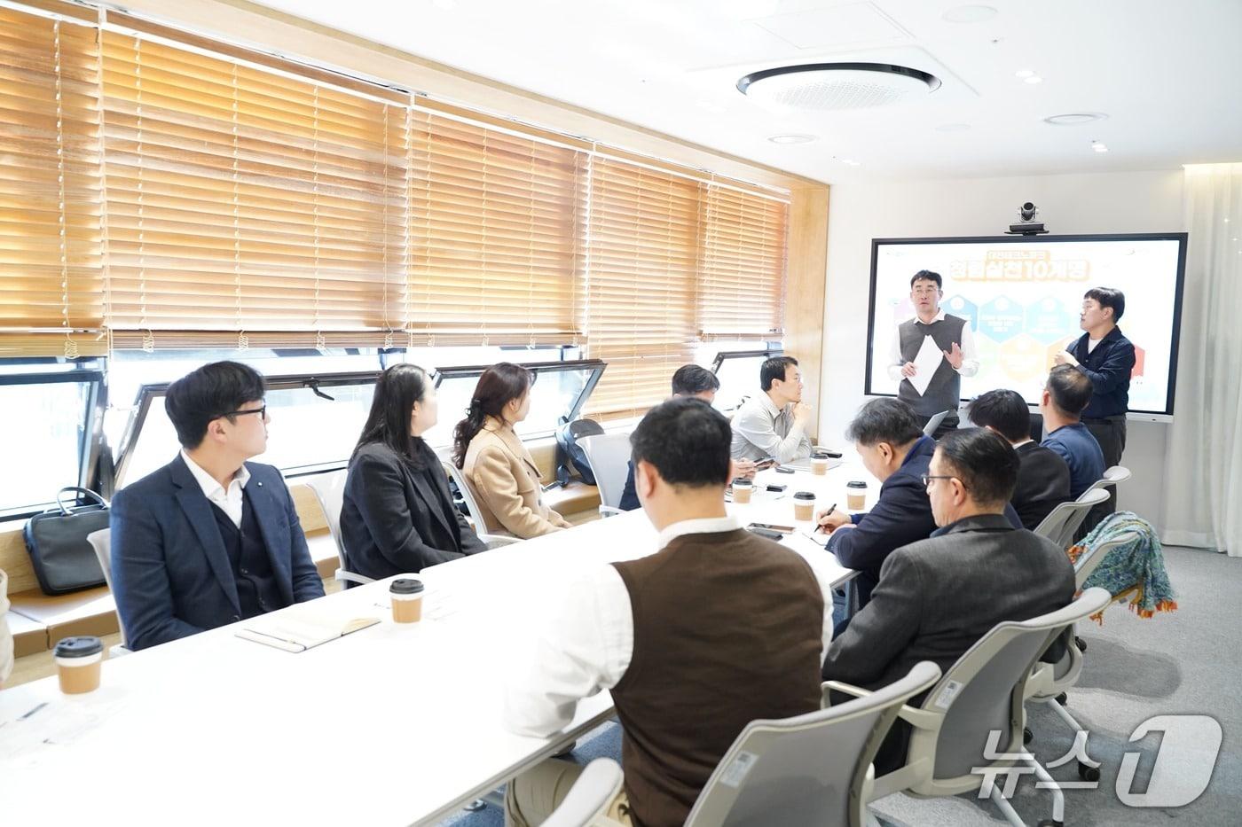 대전테크노파크는 9일 싱가포르 엑셀러레이터 Innovate 360, 미국 투자사 Meru Ventures와 지역 기업의 해외 진출 지원 방안을 논의했다. &#40;대전TP 제공&#41; / 뉴스1