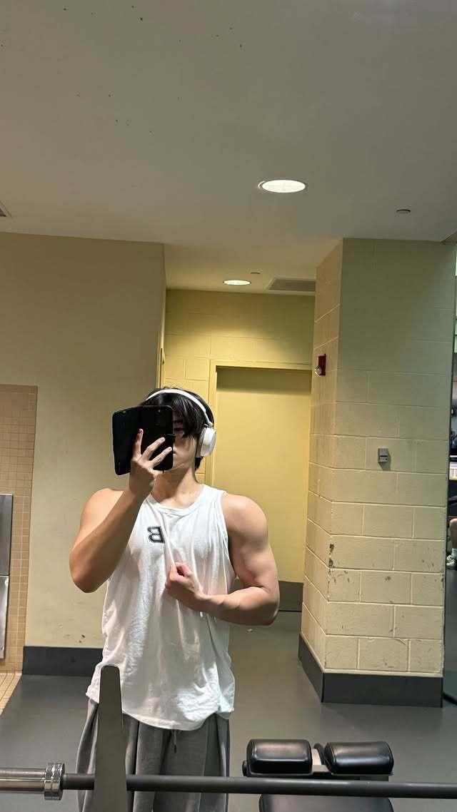 본문 이미지 - 윤후/인스타그램 캡처