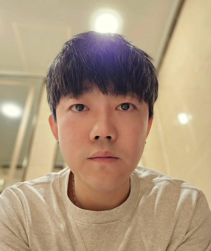 본문 이미지 - 송백경 인스타그램