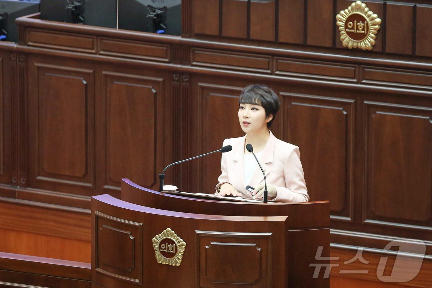 서지연 부산시의원이 부산시의회에서 발언하고 있다(부산시의회 제공)