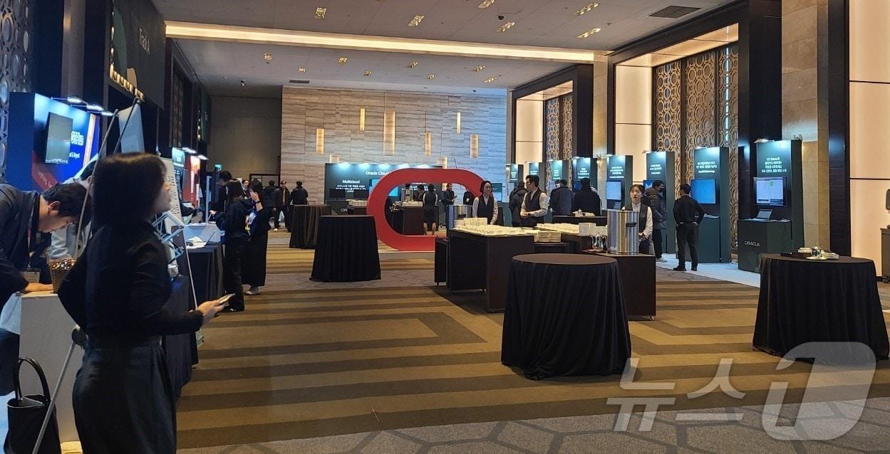 본문 이미지 - 오라클 클라우드 서밋 2025 메인 행사장 ⓒ News1 김민석 기자