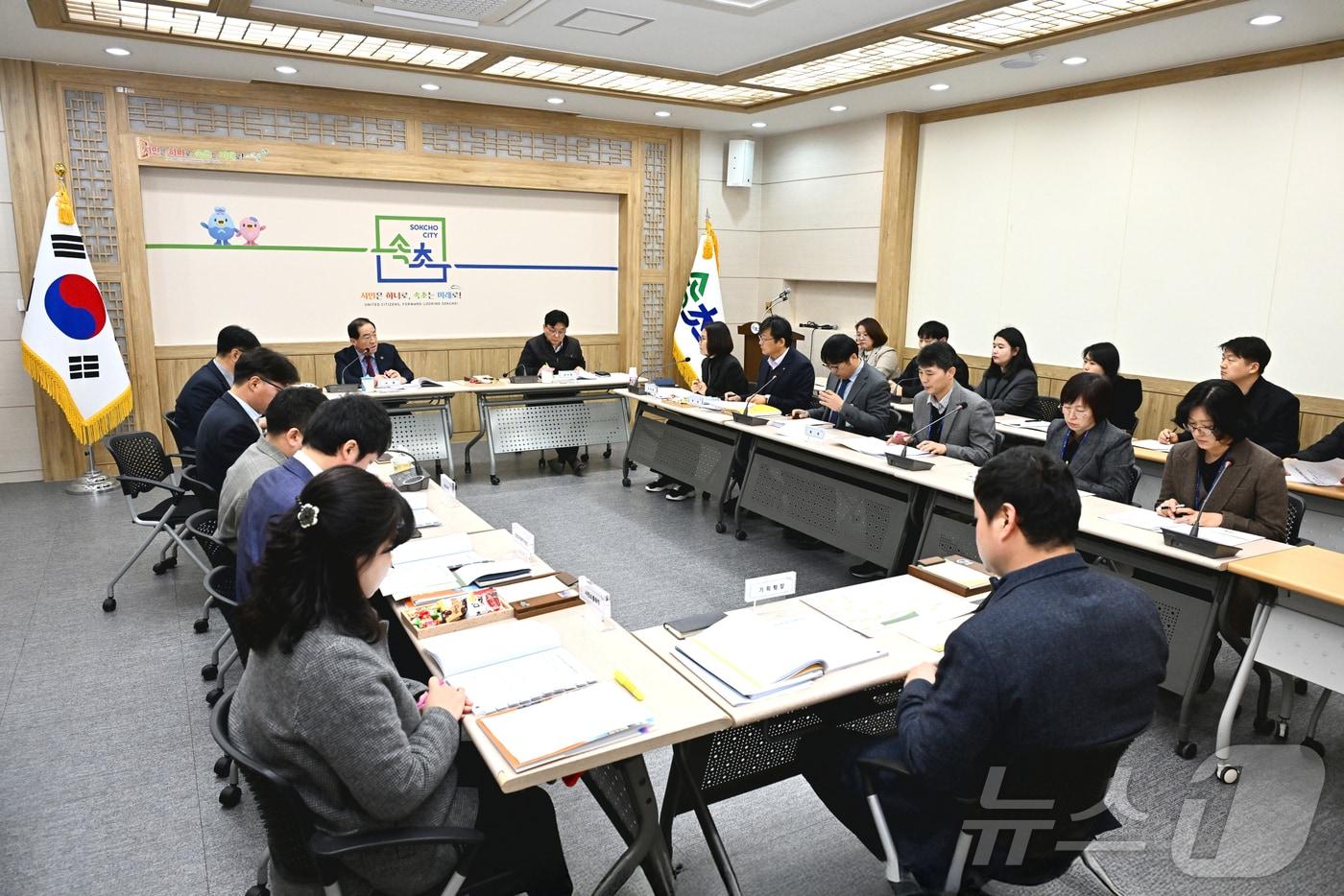 강원 속초시 2025년 현안사업 점검회의.&#40;속초시 제공&#41; 2025.2.11/뉴스1