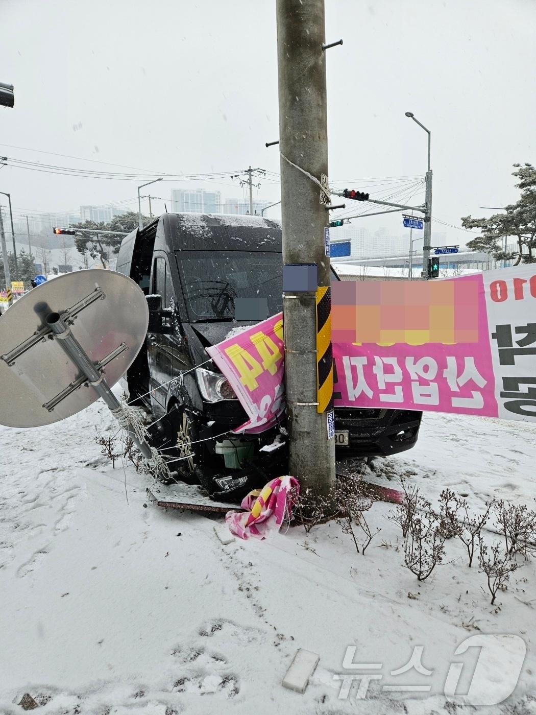 본문 이미지 -  금왕읍 사고 사진&#40;충북소방본부 제공&#41;.2025.2.12/뉴스1