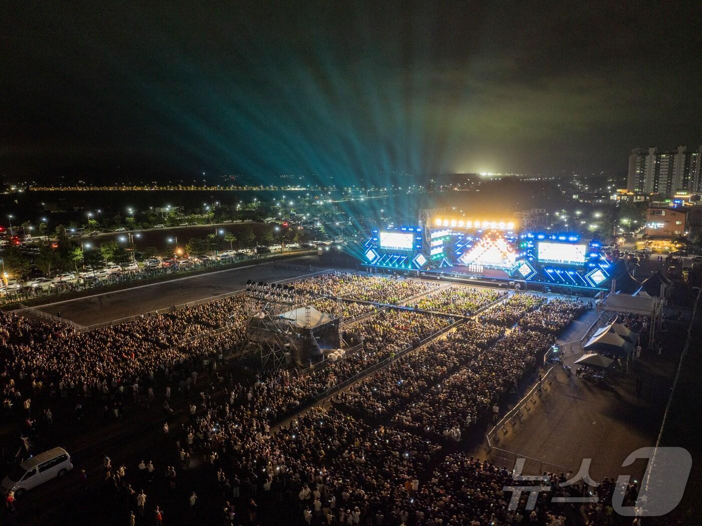 본문 이미지 - 보령시 K-POP 콘서트 모습. (보령시 제공. 재판매 및 DB금지) /뉴스1