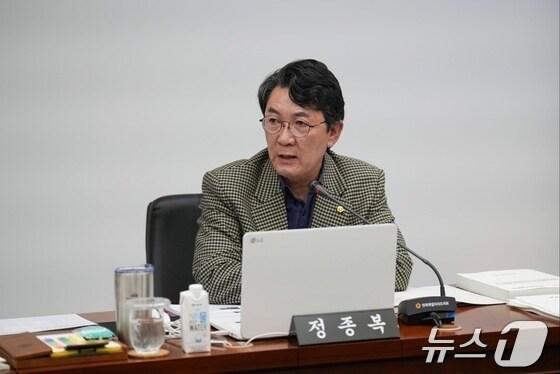 본문 이미지 - 정종복 존북자치도의원이 ‘인공지능산업 육성 및 지원 조례안’을 대표 발의했다.(의회제공. 재판매 및 DB금지)2025.2.18/뉴스1
