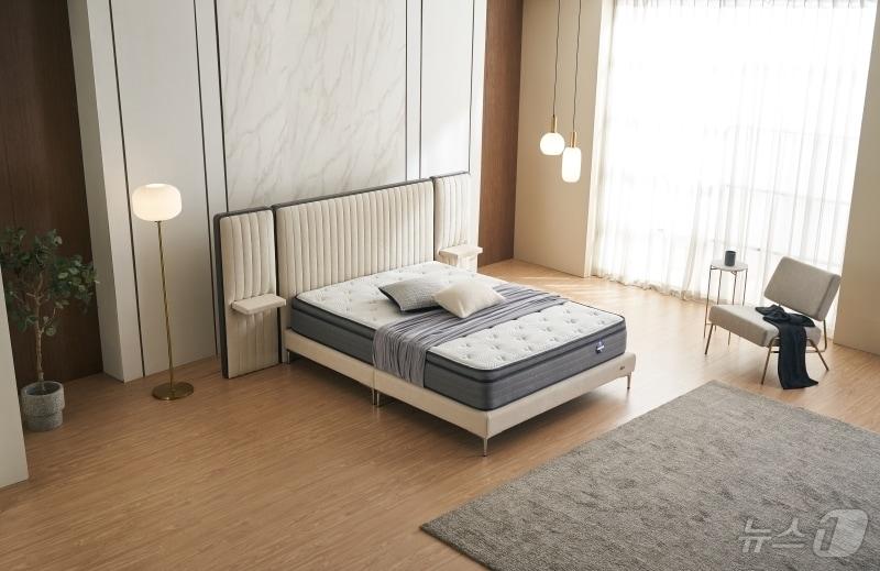 본문 이미지 - 씰리침대 '에일레 다이아몬드' (씰리침대 제공)