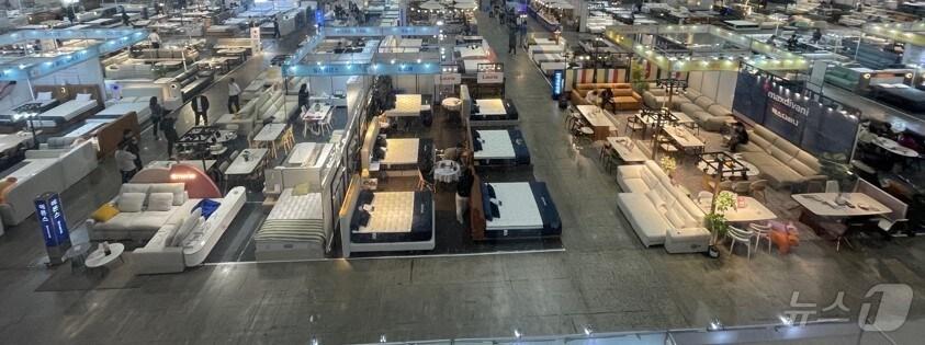 본문 이미지 - 지난해 킨텍스에서 열린 고양가구엑스포 행사장. (고양시 제공, 재판매 및 DB금지)